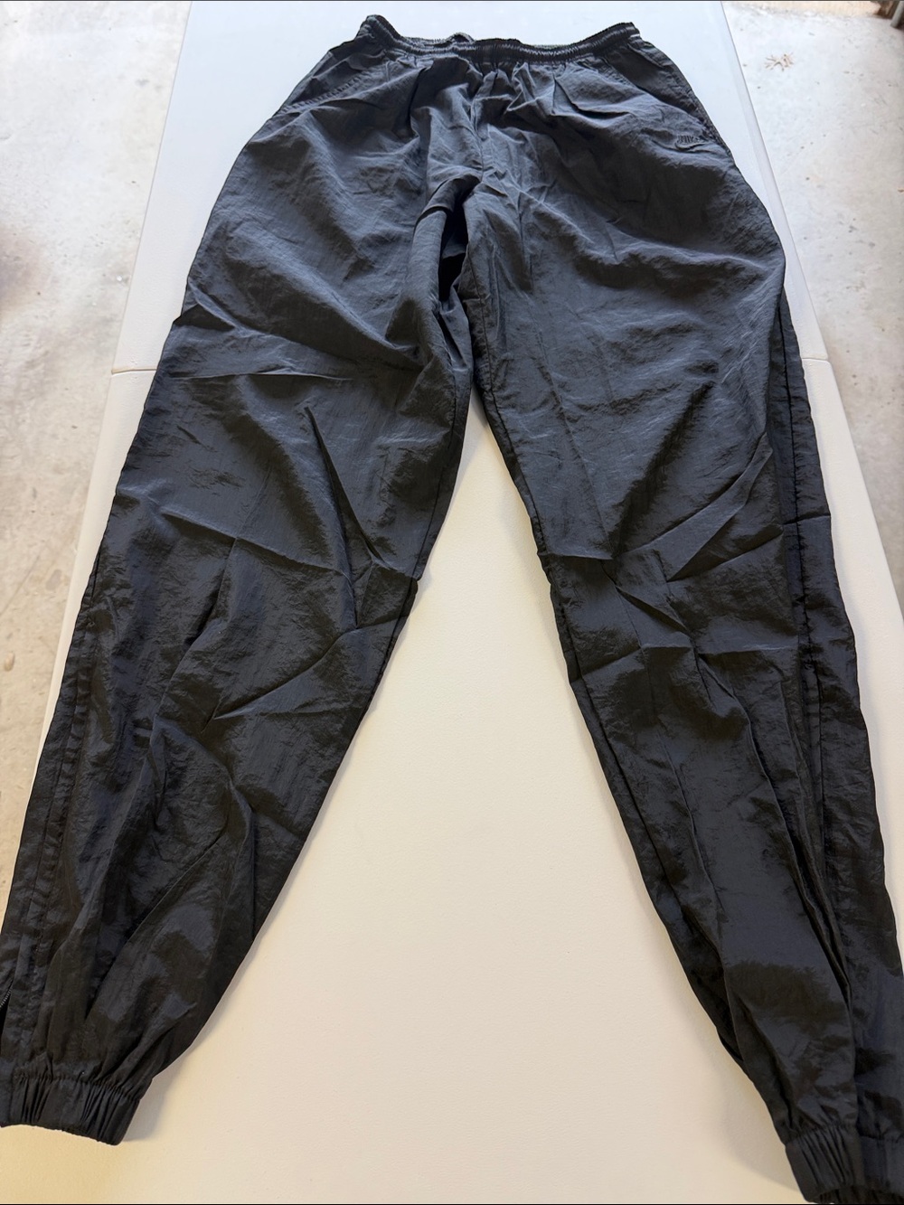 Men’s Nike Black Lightweight Nylon Joggers, Size S